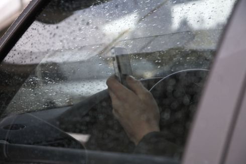 law-enforcement-issue-208-citations-for-mobile-phone-use-while-driving